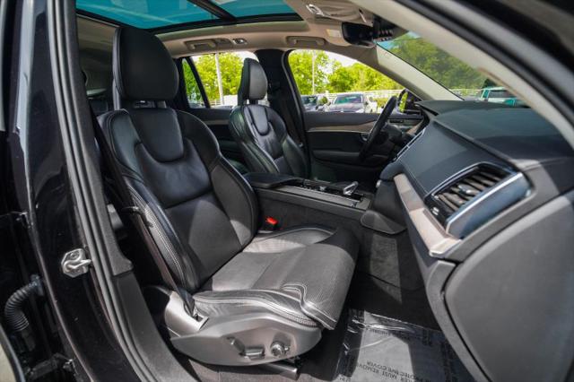 2021 Volvo XC90 Recharge T8 Inscription 7 Passenger