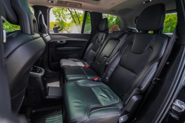 2021 Volvo XC90 Recharge T8 Inscription 7 Passenger