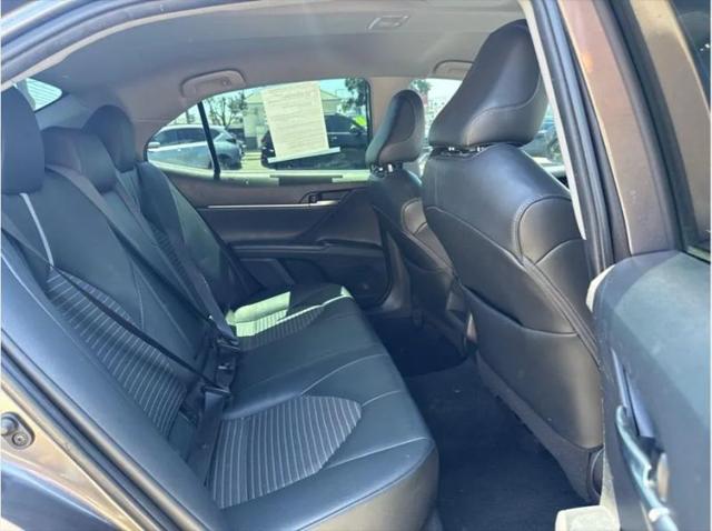 2020 Toyota Camry SE