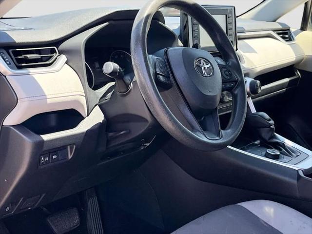 2019 Toyota RAV4 Hybrid XLE