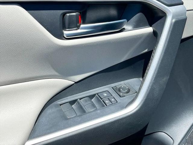 2019 Toyota RAV4 Hybrid XLE