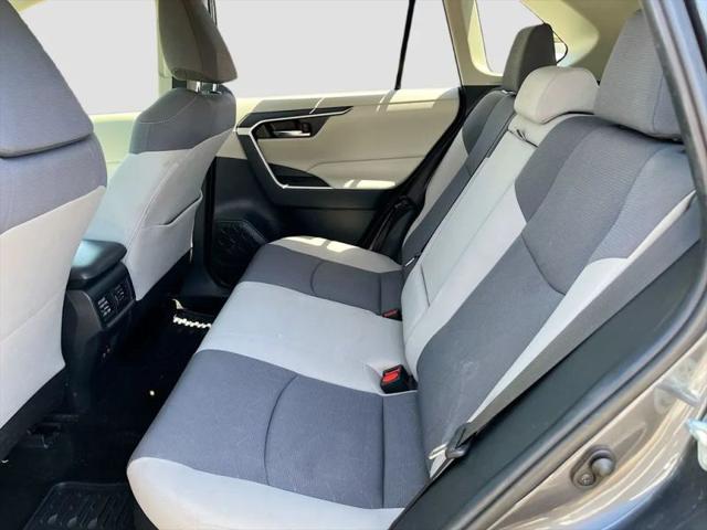 2019 Toyota RAV4 Hybrid XLE