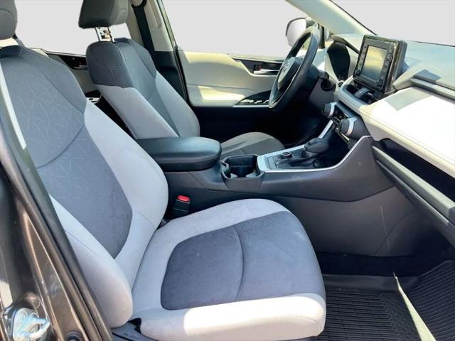 2019 Toyota RAV4 Hybrid XLE