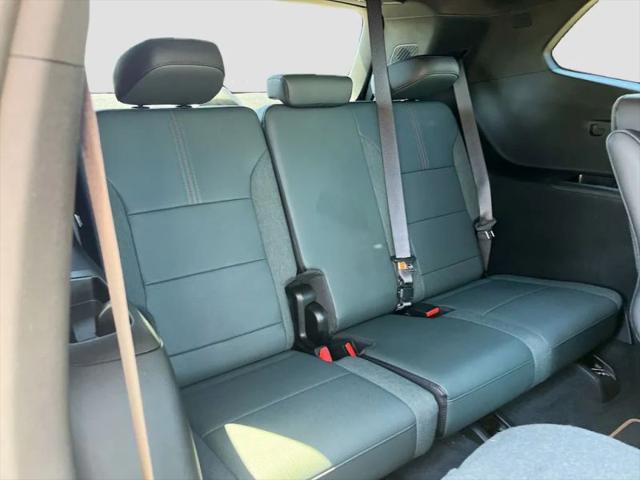 2026 GMC Acadia AT4 AWD