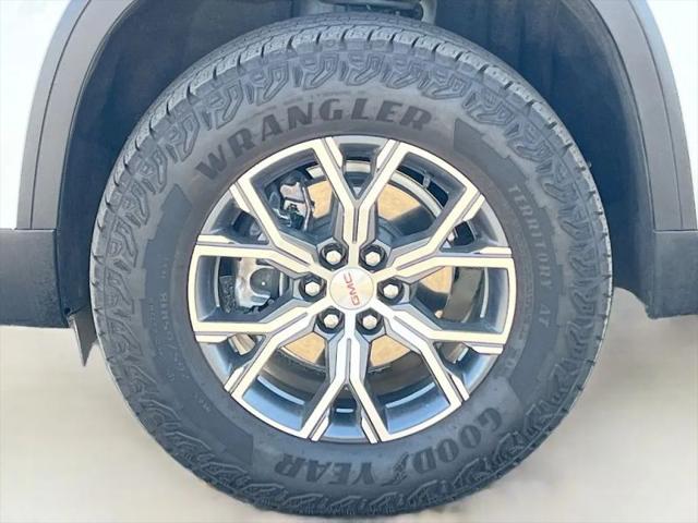 2026 GMC Acadia AT4 AWD