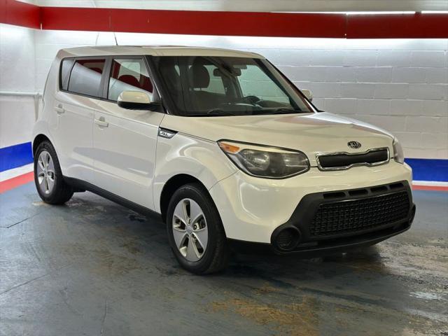 2015 Kia Soul Base