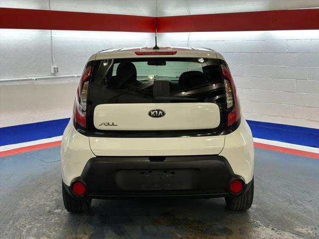 2015 Kia Soul Base
