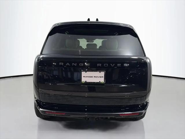 2026 Land Rover Range Rover P530 SE 7 Seat