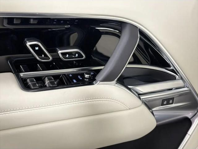 2026 Land Rover Range Rover P530 SE 7 Seat