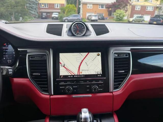 2015 Porsche Macan S