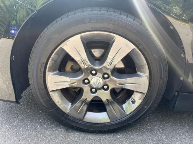 2012 Toyota Sienna SE 8 Passenger