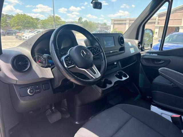 2022 Mercedes-Benz Sprinter 1500 Standard Roof I4