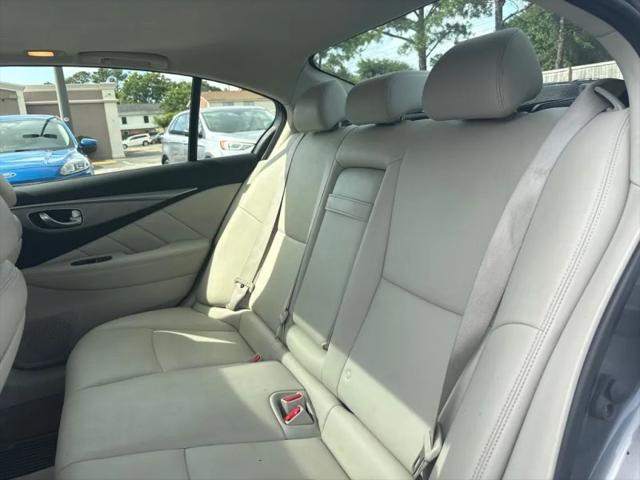 2015 INFINITI Q50 3.7 Premium