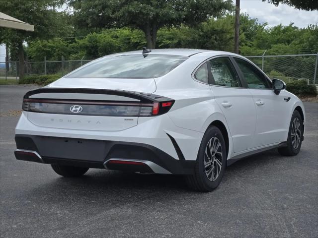 2026 Hyundai Sonata Hybrid Blue