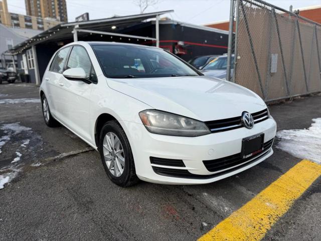 2015 Volkswagen Golf TSI S 4-Door