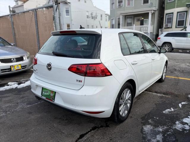 2015 Volkswagen Golf TSI S 4-Door