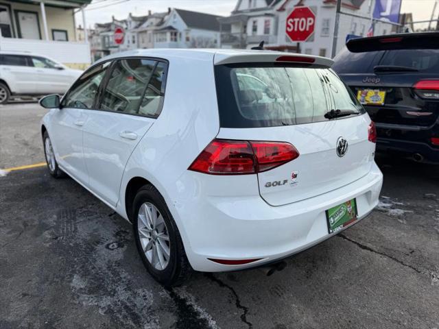 2015 Volkswagen Golf TSI S 4-Door