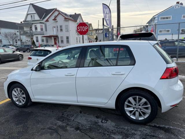 2015 Volkswagen Golf TSI S 4-Door