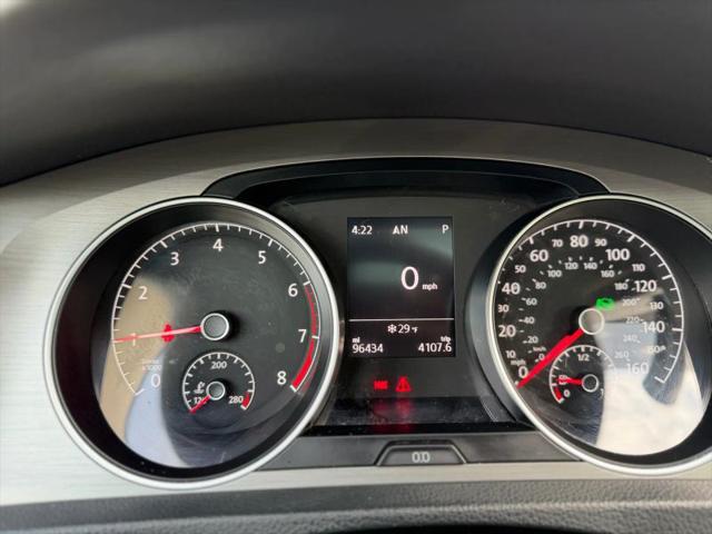 2015 Volkswagen Golf TSI S 4-Door