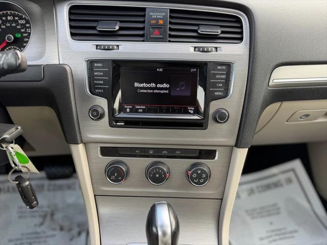 2015 Volkswagen Golf TSI S 4-Door