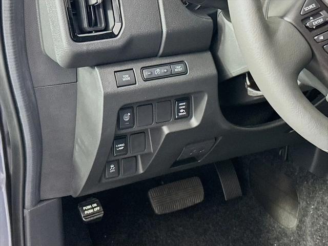 2026 Nissan Frontier Crew Cab Long Bed SV 4x2