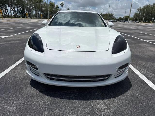 2013 Porsche Panamera Base
