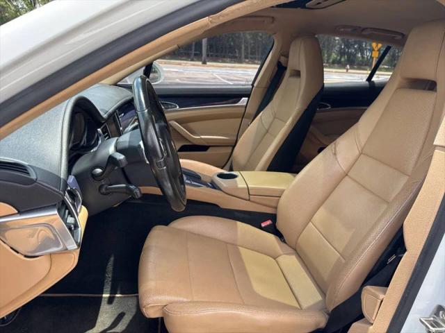 2013 Porsche Panamera Base