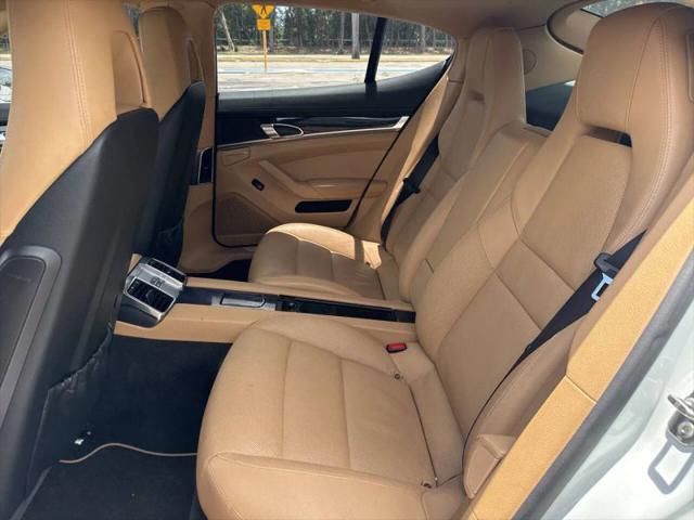 2013 Porsche Panamera Base