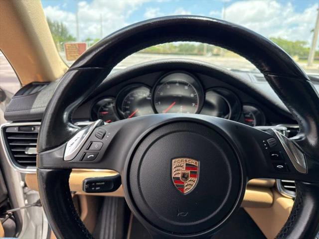 2013 Porsche Panamera Base