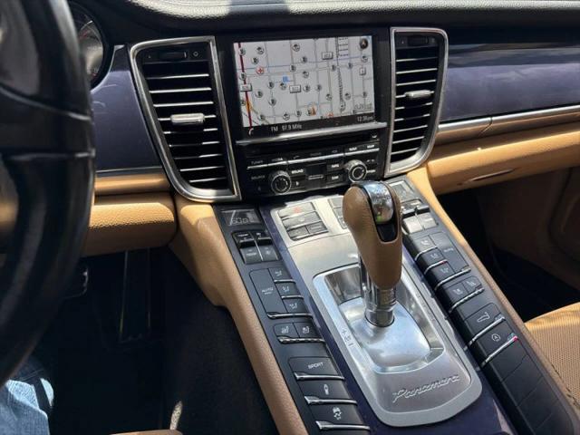 2013 Porsche Panamera Base