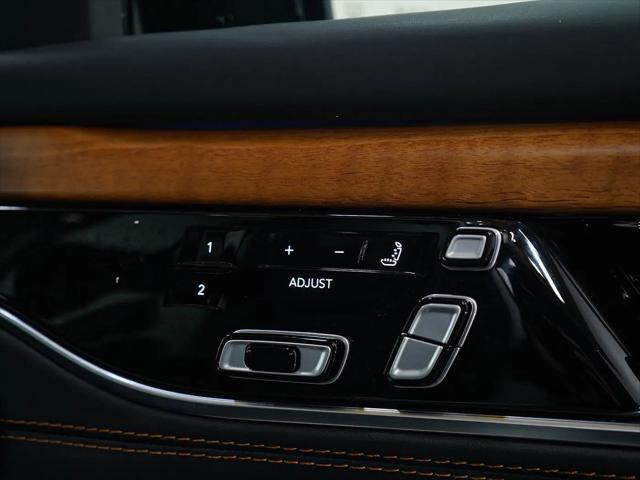 2025 Jeep Grand Wagoneer Series III 4x4
