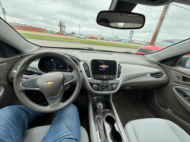 2017 Chevrolet Malibu 1LT
