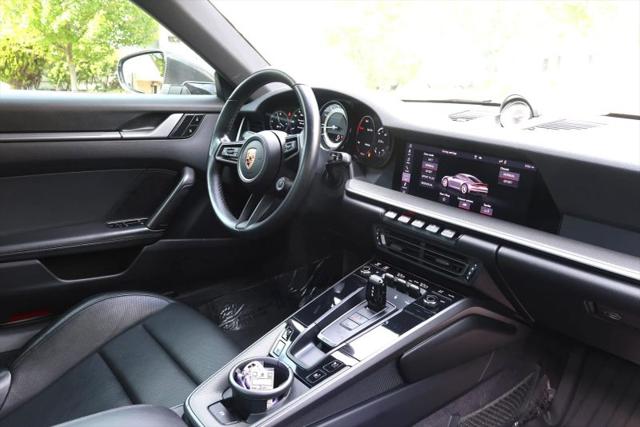 2020 Porsche 911 Carrera 4S