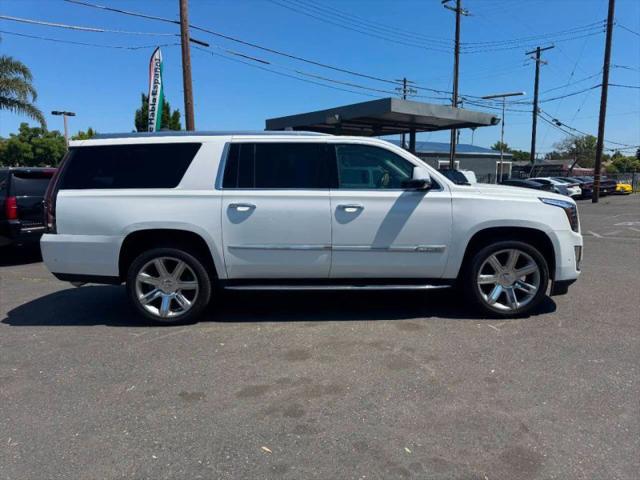 2019 Cadillac Escalade ESV Luxury