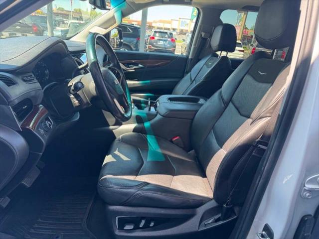 2019 Cadillac Escalade ESV Luxury