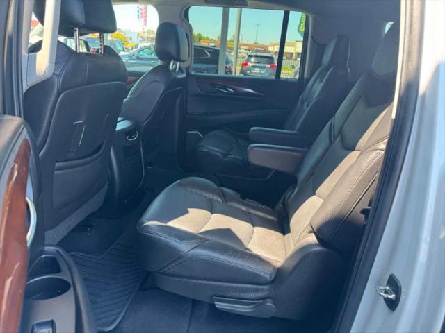 2019 Cadillac Escalade ESV Luxury