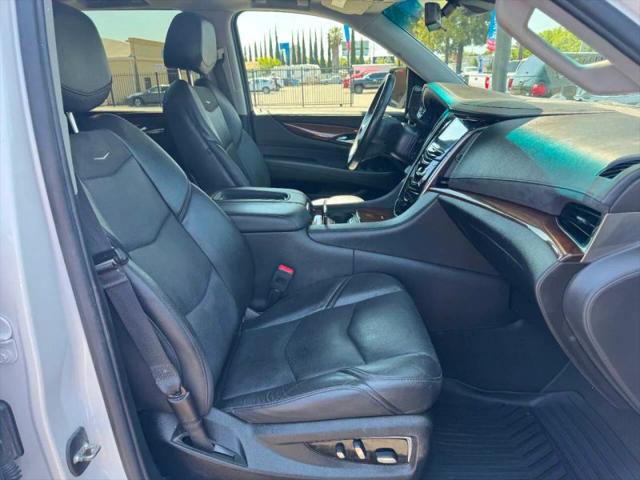 2019 Cadillac Escalade ESV Luxury