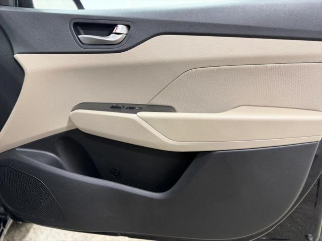 2022 Hyundai Accent SE