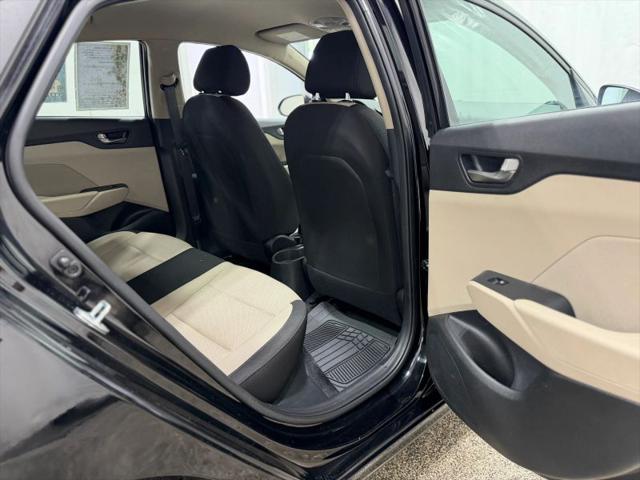 2022 Hyundai Accent SE