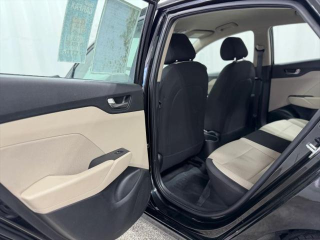 2022 Hyundai Accent SE