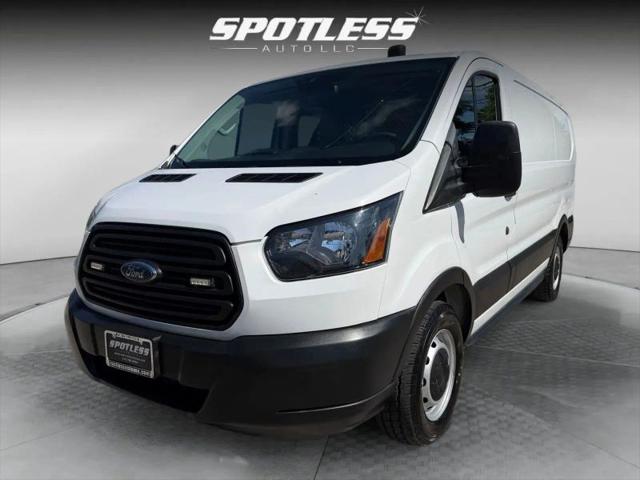 2019 Ford Transit w/60/40 Side Door w/RWB