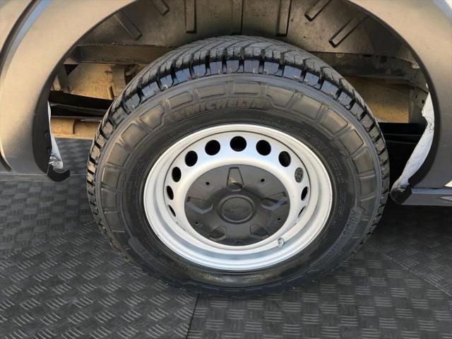 2019 Ford Transit w/60/40 Side Door w/RWB
