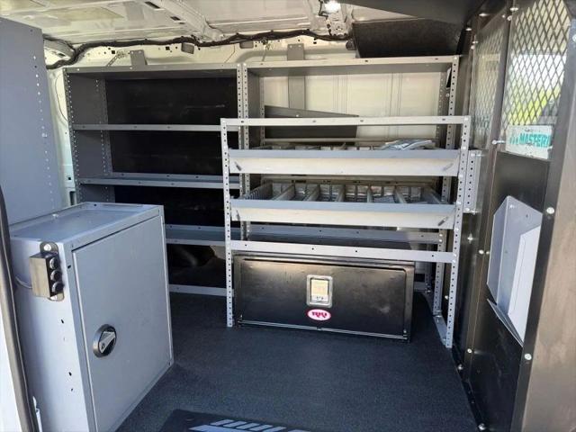 2019 Ford Transit w/60/40 Side Door w/RWB