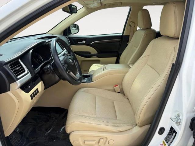 2016 Toyota Highlander Limited V6