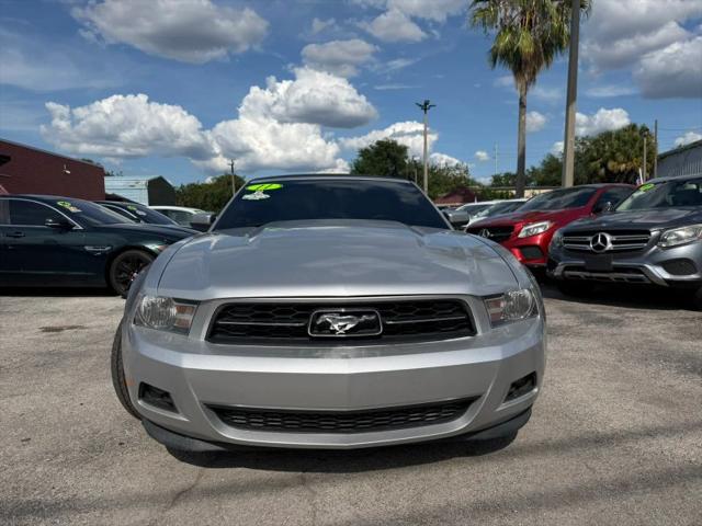 2011 Ford Mustang V6