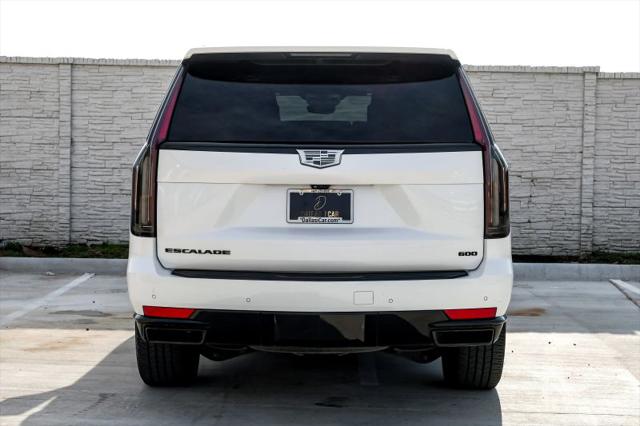 2022 Cadillac Escalade 4WD Sport Platinum