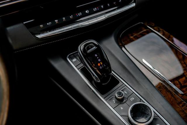 2022 Cadillac Escalade 4WD Sport Platinum