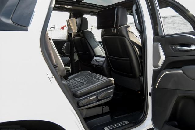 2022 Cadillac Escalade 4WD Sport Platinum