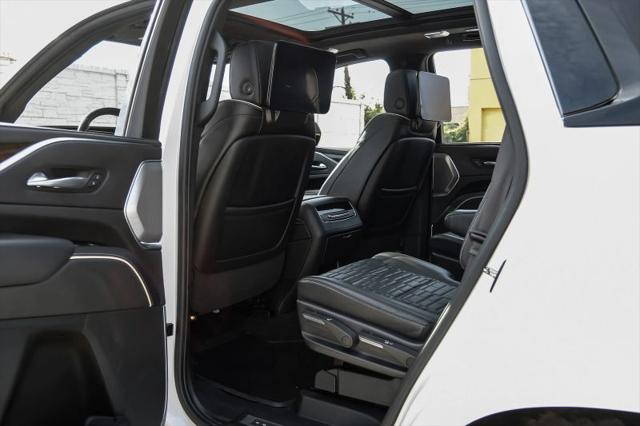 2022 Cadillac Escalade 4WD Sport Platinum