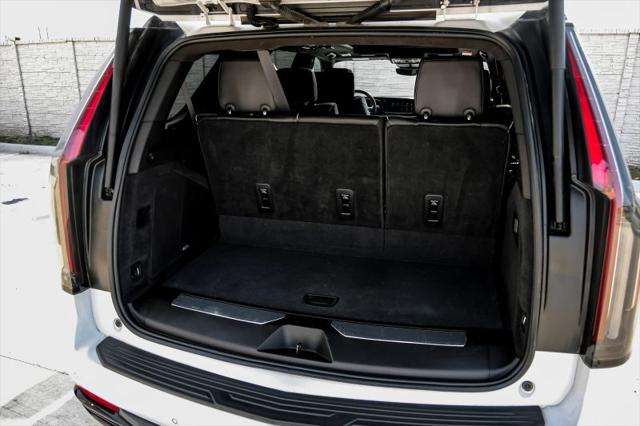 2022 Cadillac Escalade 4WD Sport Platinum